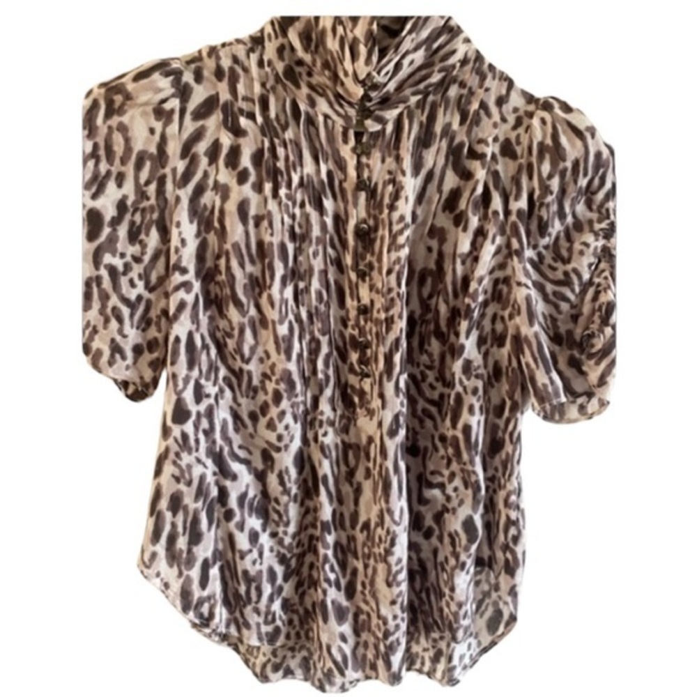 Maeve for Anthropologie Short sleeve Animal print petite Blouse size 0P